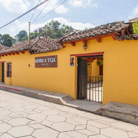 Hotel Adobe Y Teja ซานกริสโตบัล เด ลาสกาซาส ภายนอก รูปภาพ