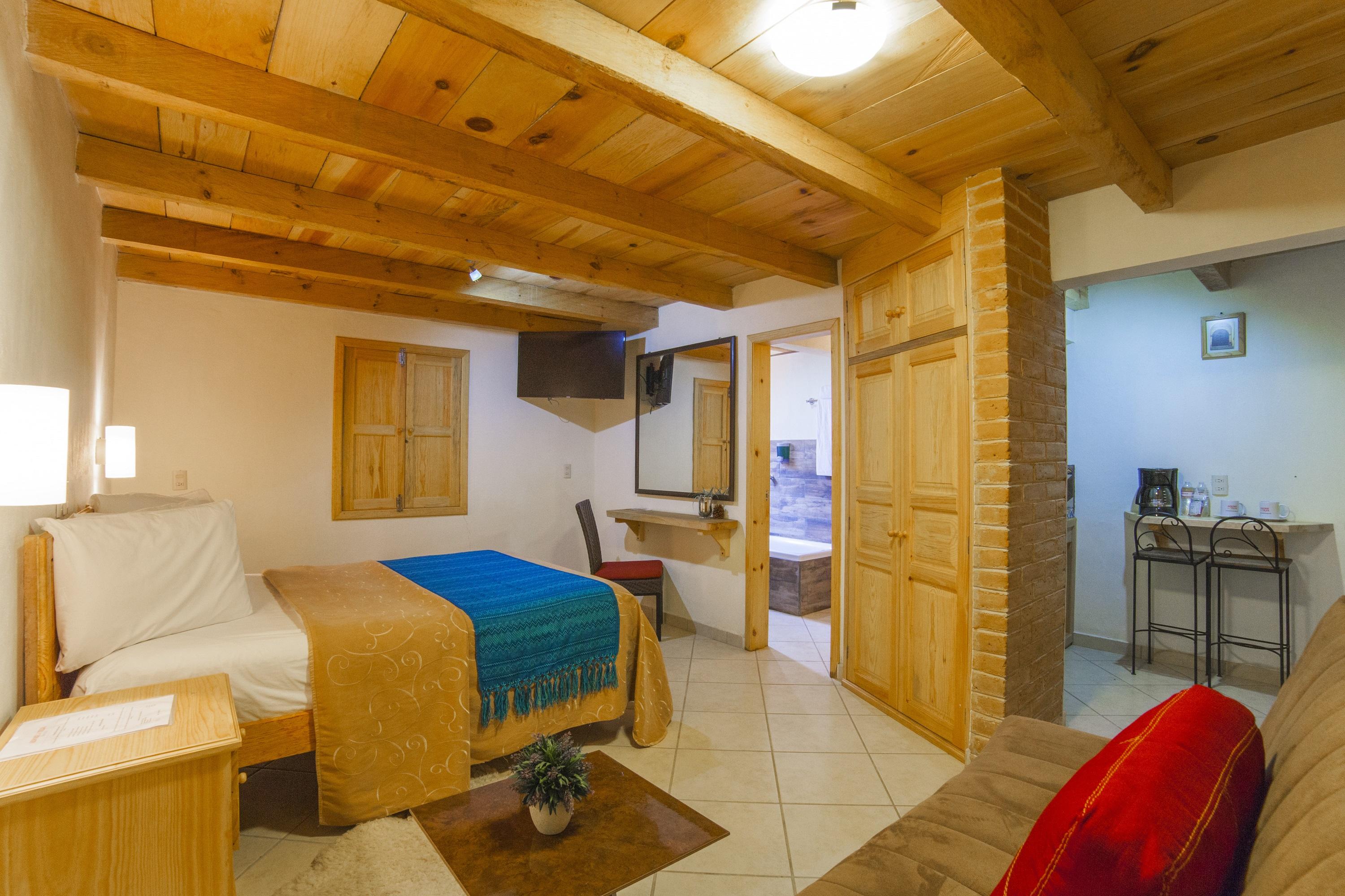 Hotel Adobe Y Teja ซานกริสโตบัล เด ลาสกาซาส ภายนอก รูปภาพ