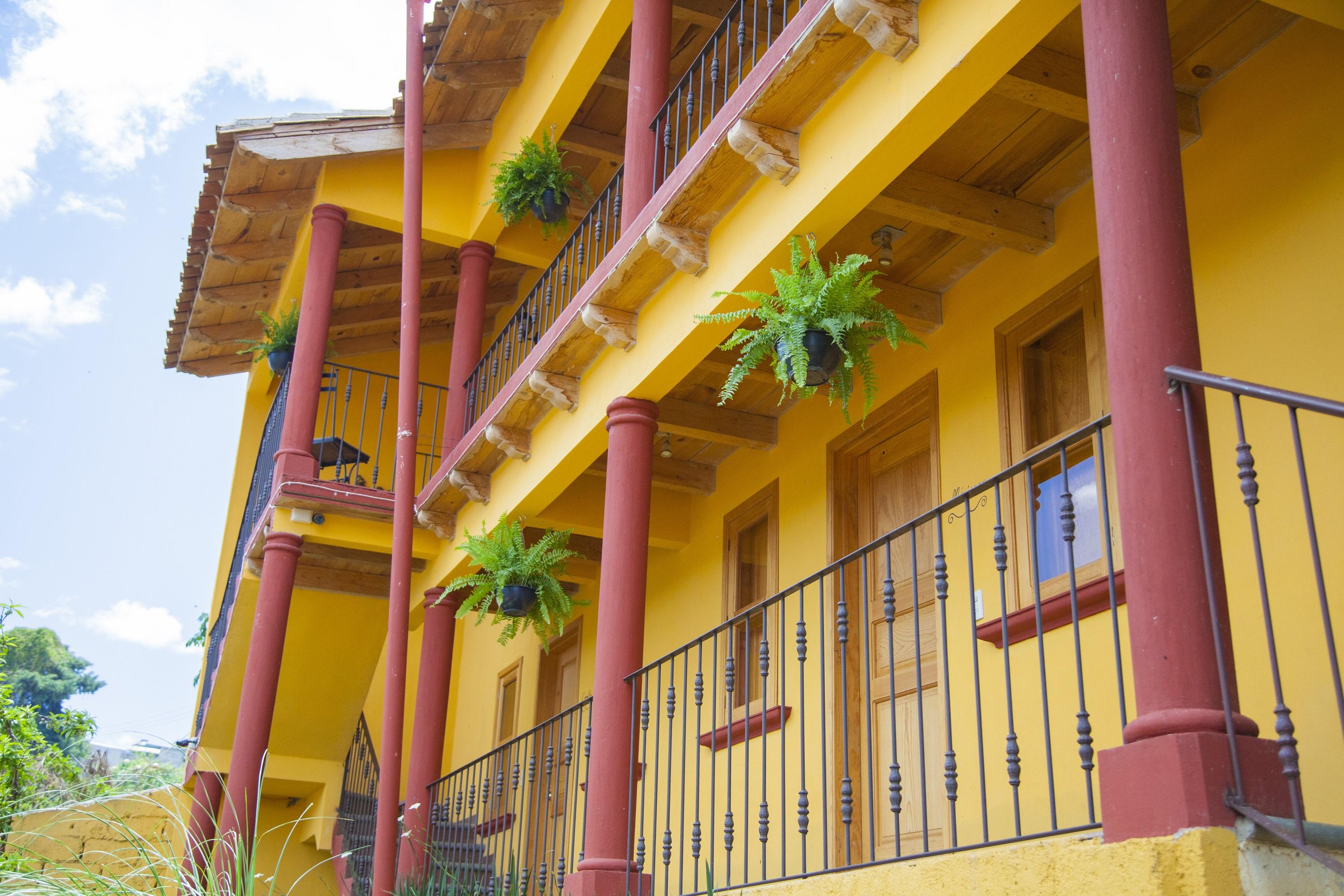 Hotel Adobe Y Teja ซานกริสโตบัล เด ลาสกาซาส ภายนอก รูปภาพ