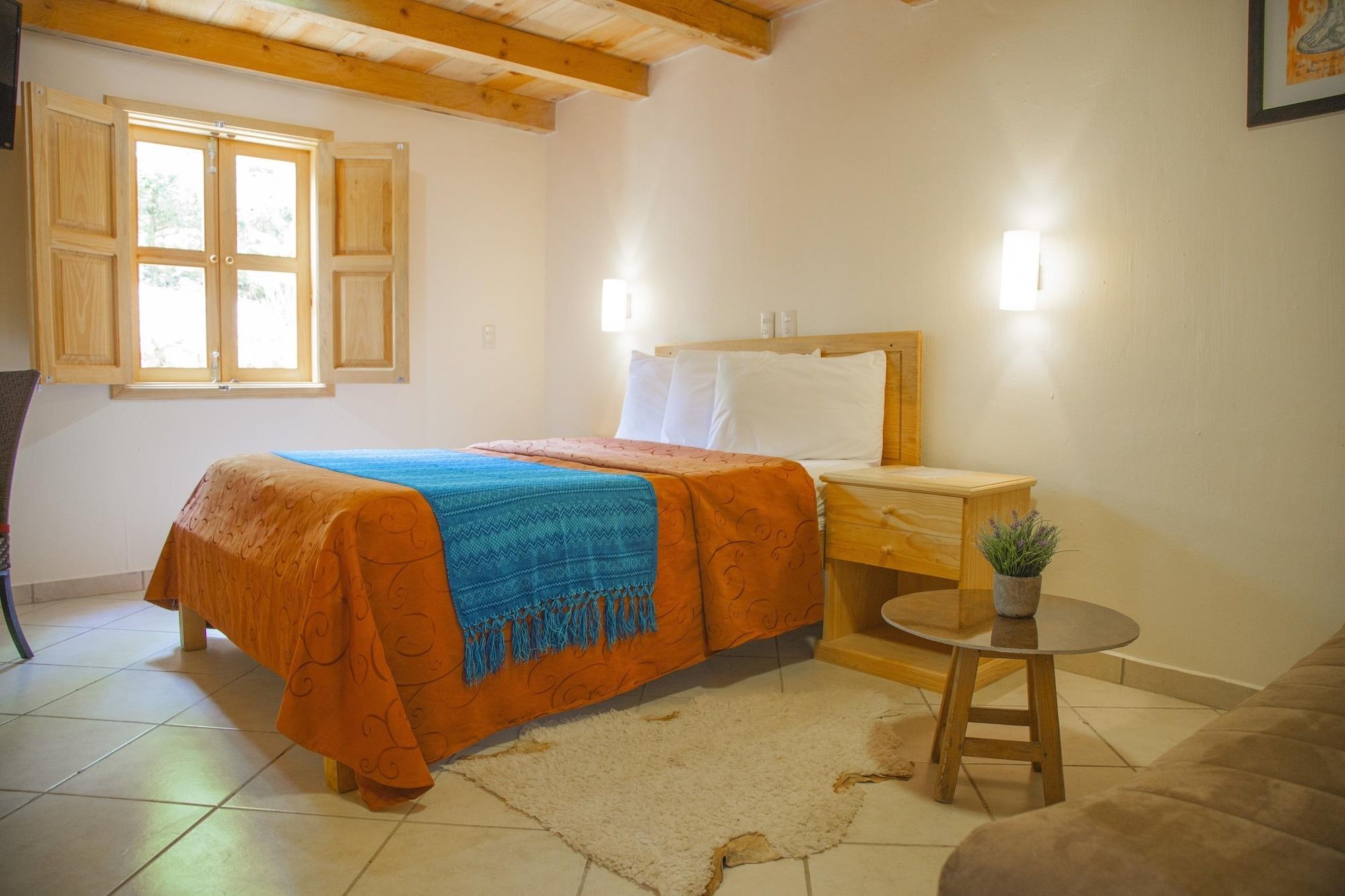 Hotel Adobe Y Teja ซานกริสโตบัล เด ลาสกาซาส ภายนอก รูปภาพ