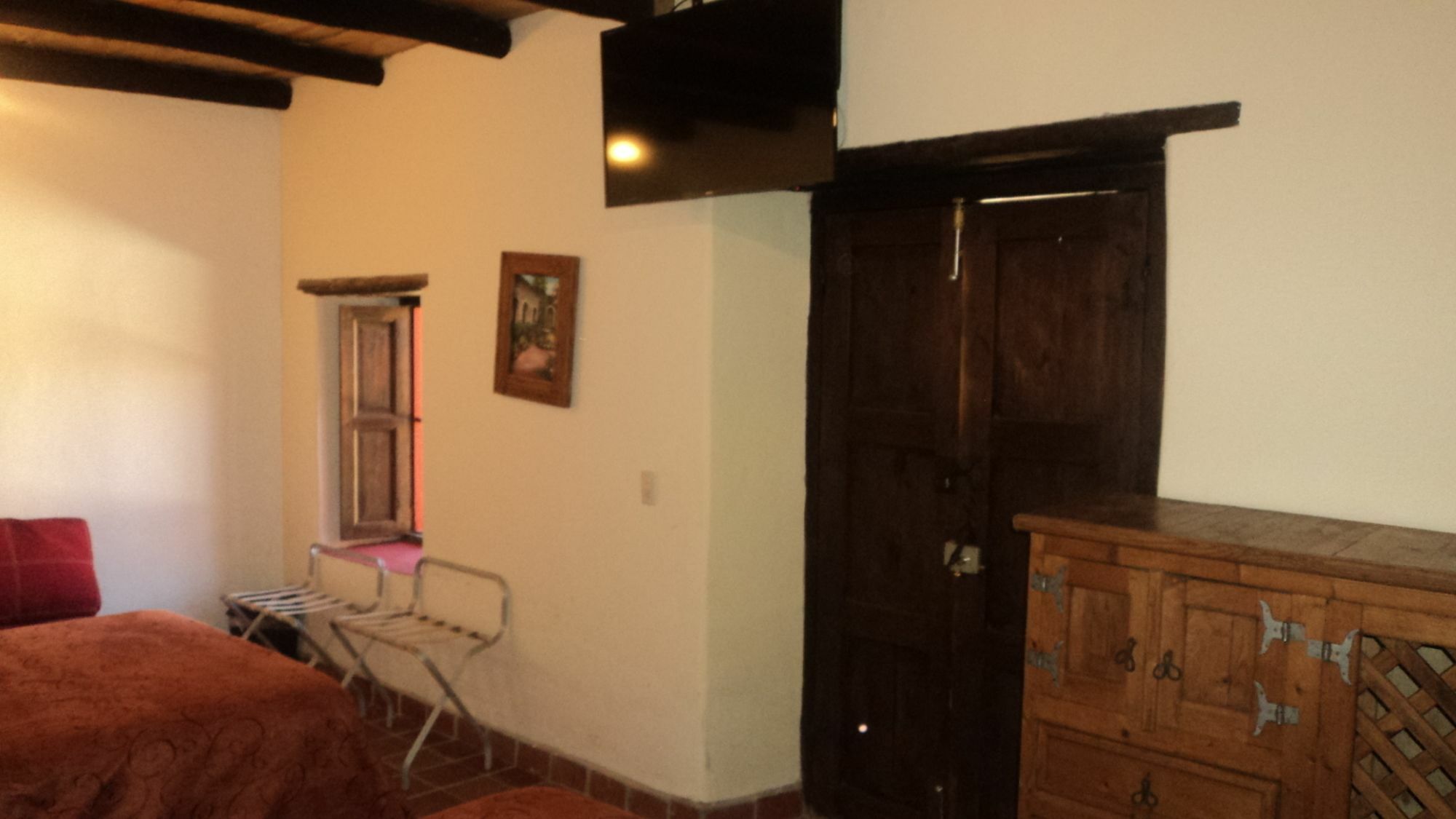 Hotel Adobe Y Teja ซานกริสโตบัล เด ลาสกาซาส ภายนอก รูปภาพ
